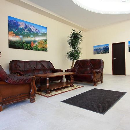 Central Apartmany Vysoke Tatry Bagian luar foto