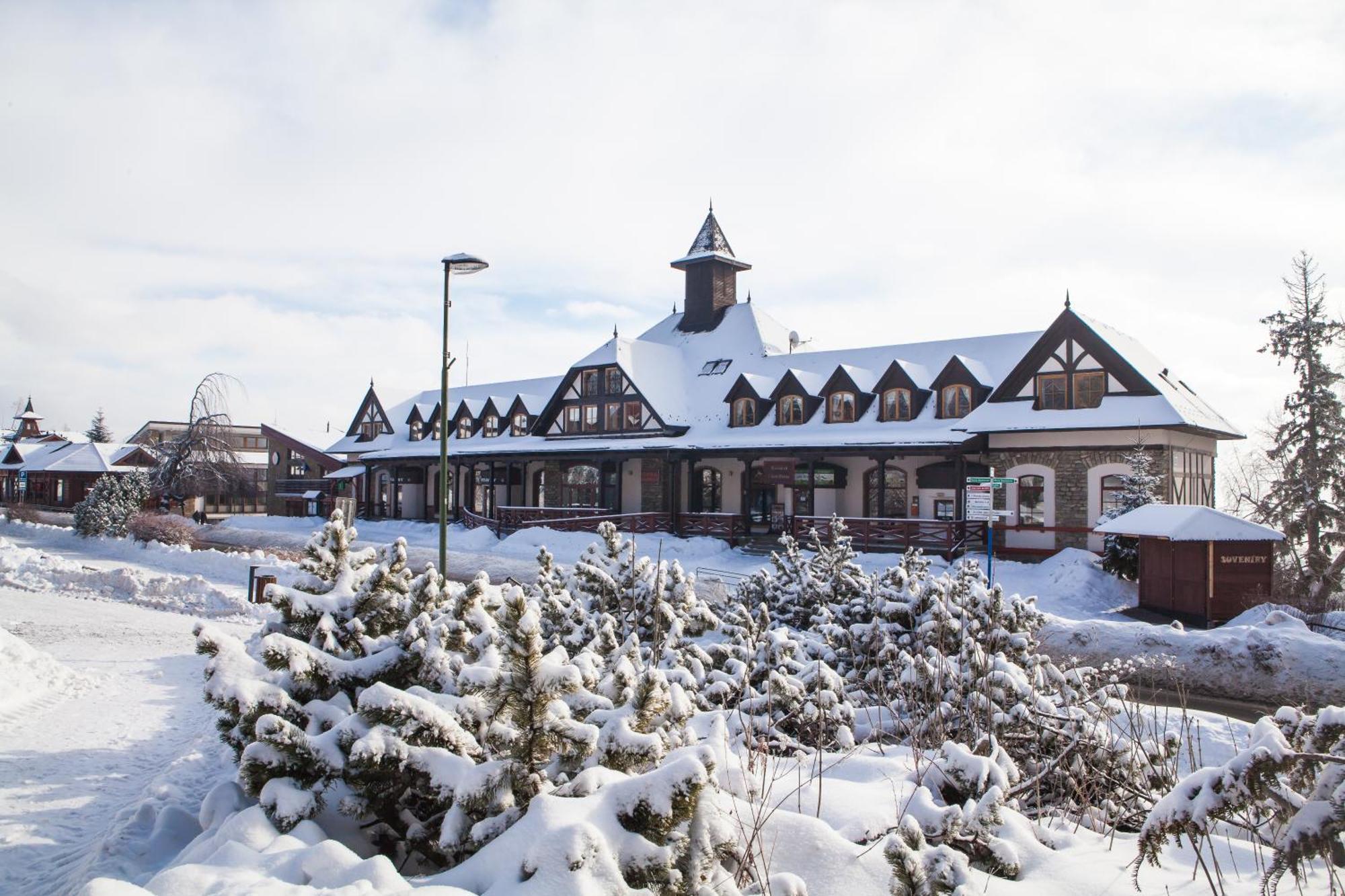 Central Apartmany Vysoke Tatry Bagian luar foto