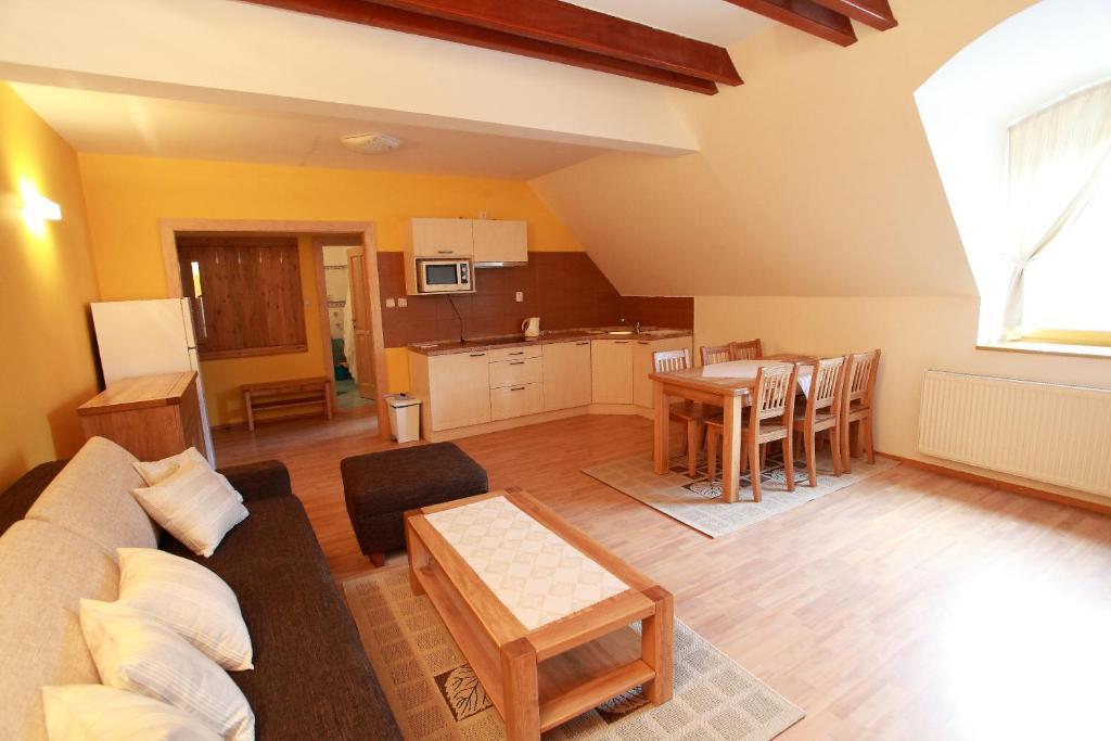 Central Apartmany Vysoke Tatry Ruang foto