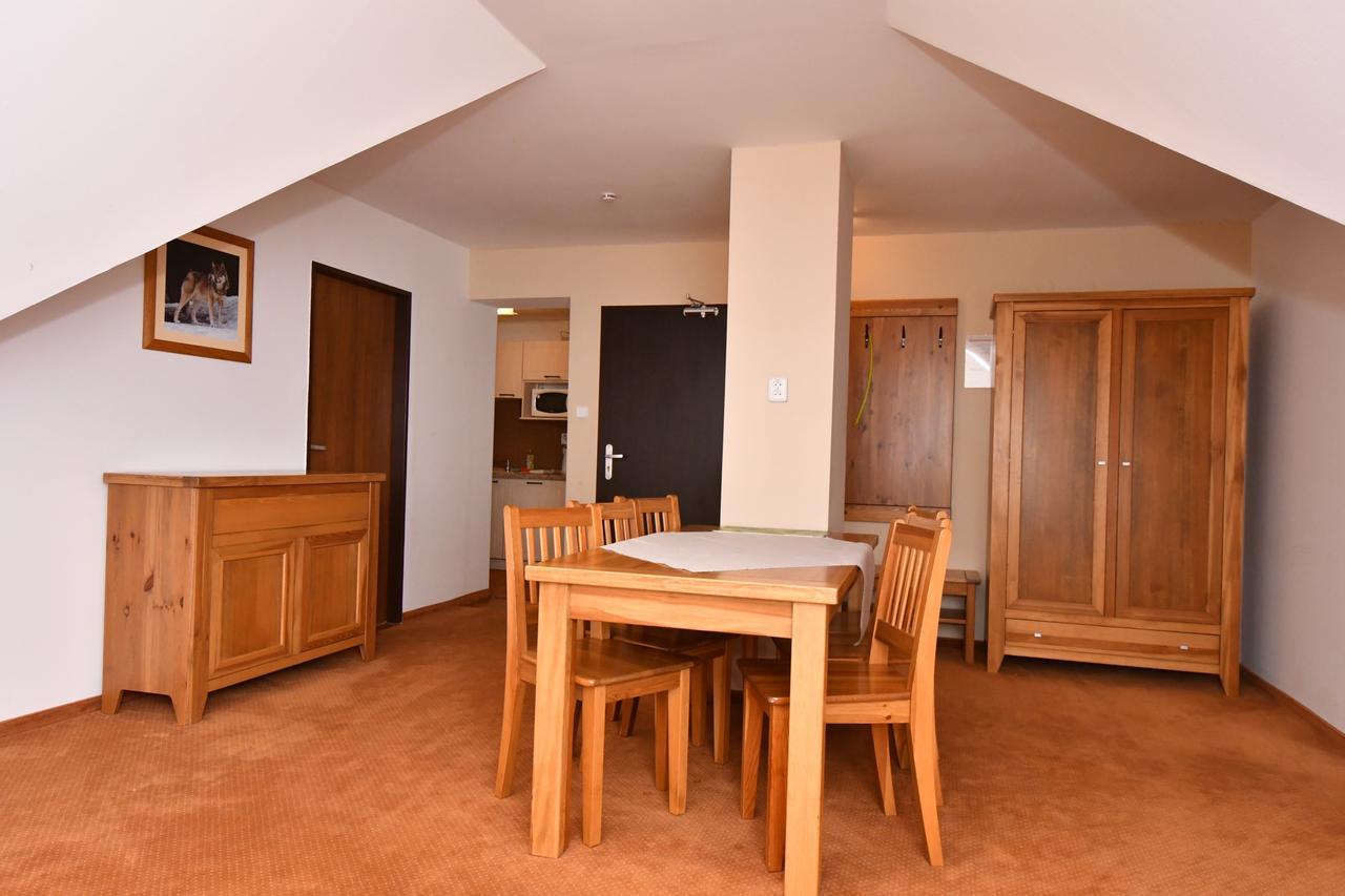 Central Apartmany Vysoke Tatry Bagian luar foto